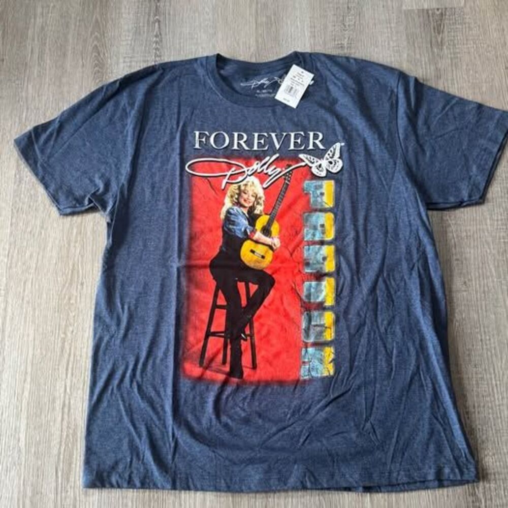 NWT Dolly Forever XL Short